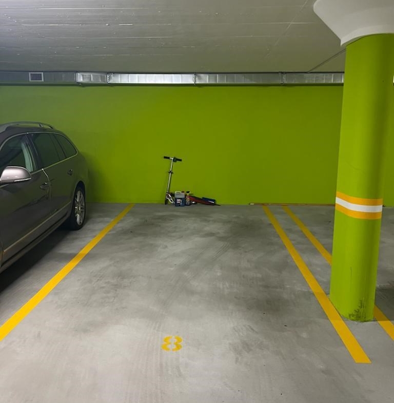 768